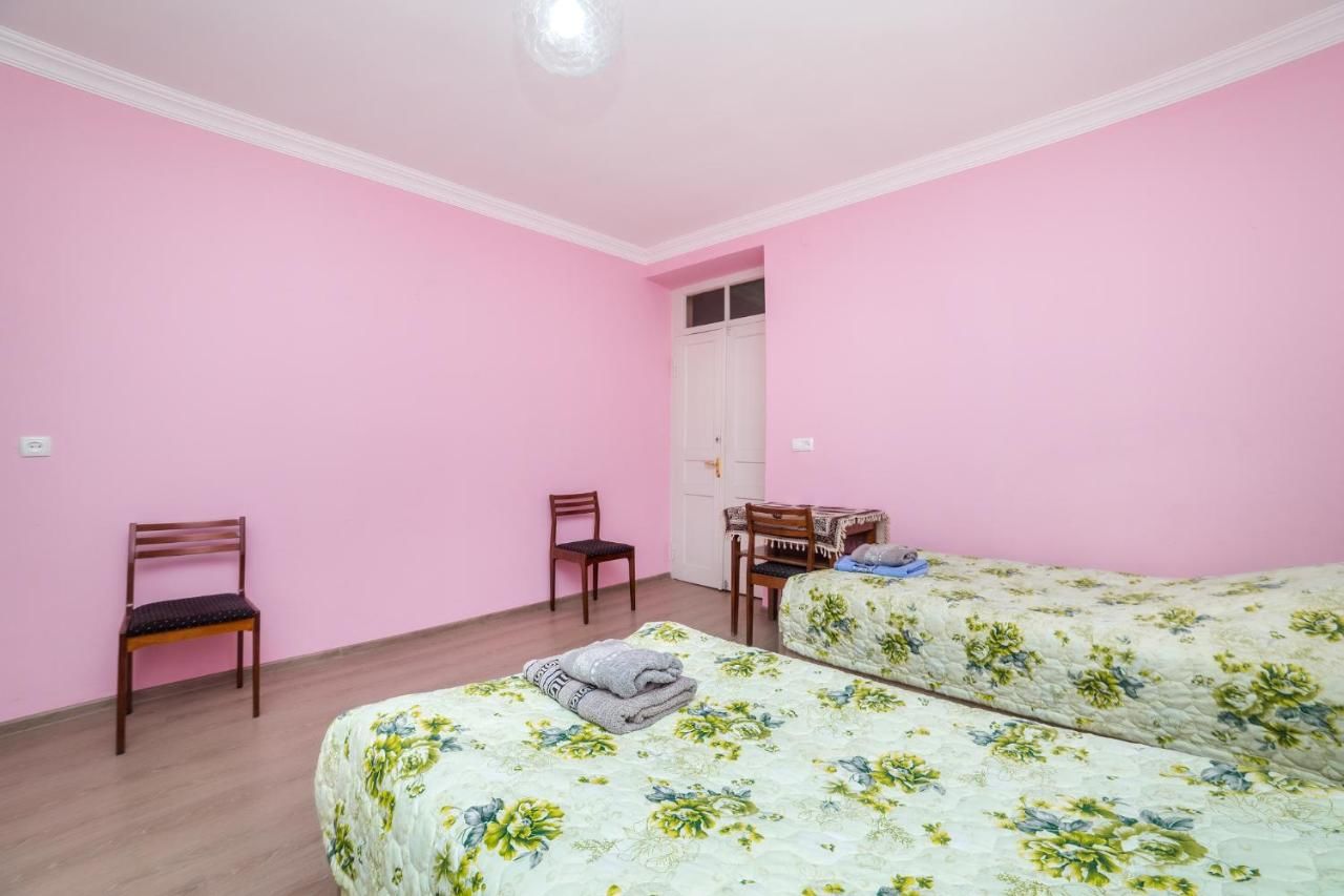 Гостевой дом Nukri Guest House Гори-6